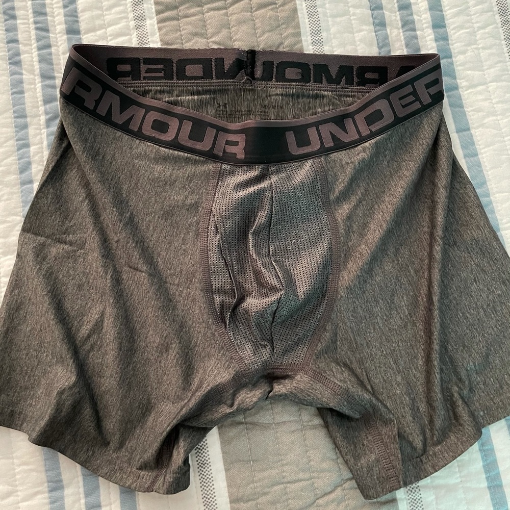 Under armor size M briefs